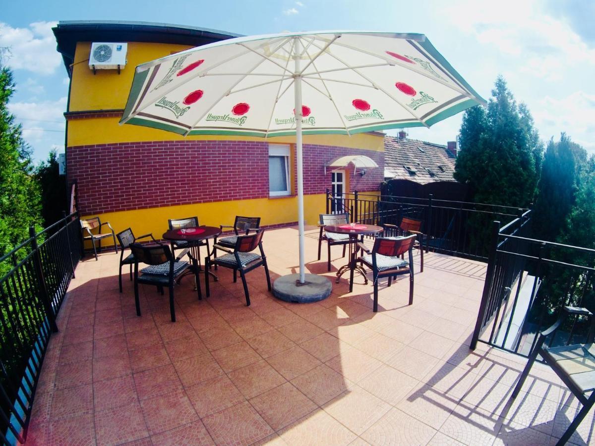 Pasja Noclegi B&B Wolow  Buitenkant foto