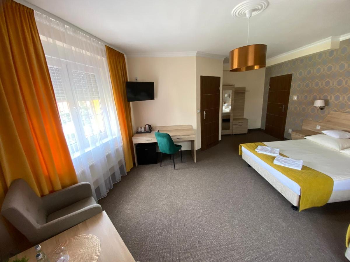 Pasja Noclegi B&B Wolow  Buitenkant foto